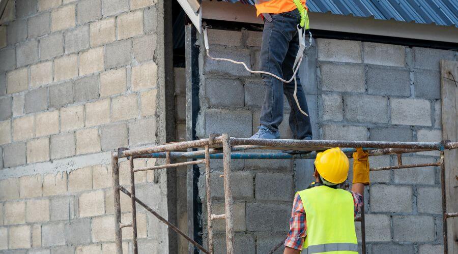 Professional gutter cleaning in Glen Ullin, ND